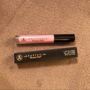 Anastasia Beverly Hills lipgloss